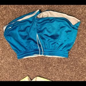 Nike Shorts!! Size Medium!